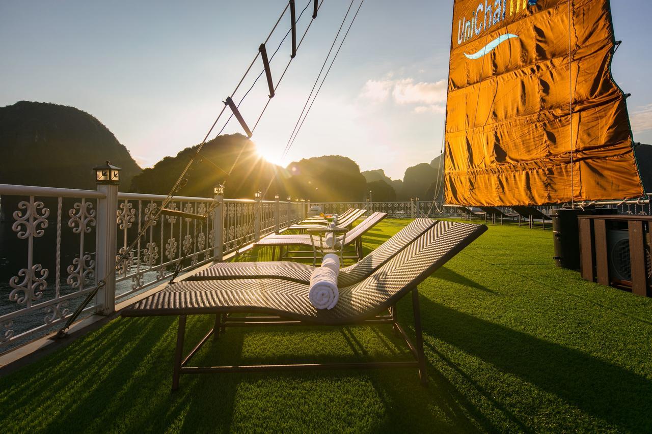 Hotel Unicharm Cruise Ha Long Exteriér fotografie